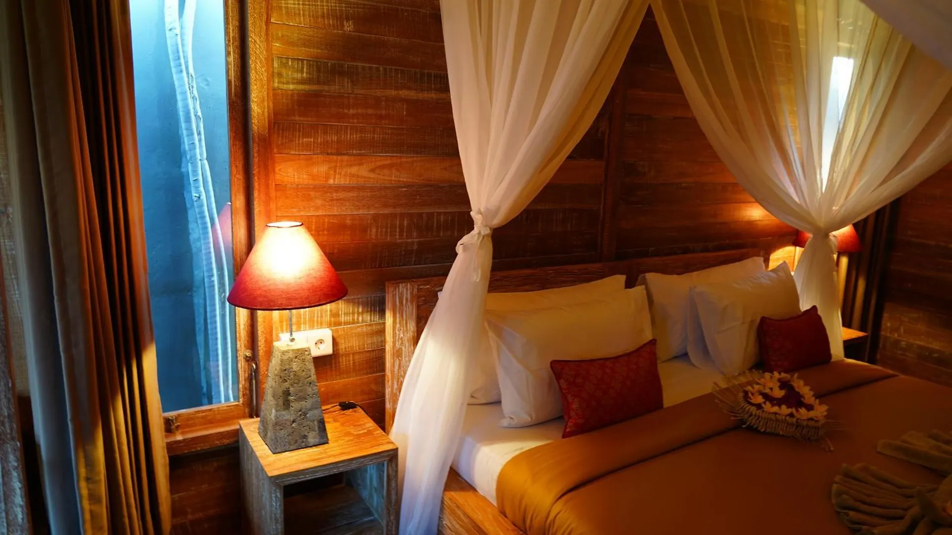 Lastana Suite Joglo Ubud 0*, Ubud (Bali)